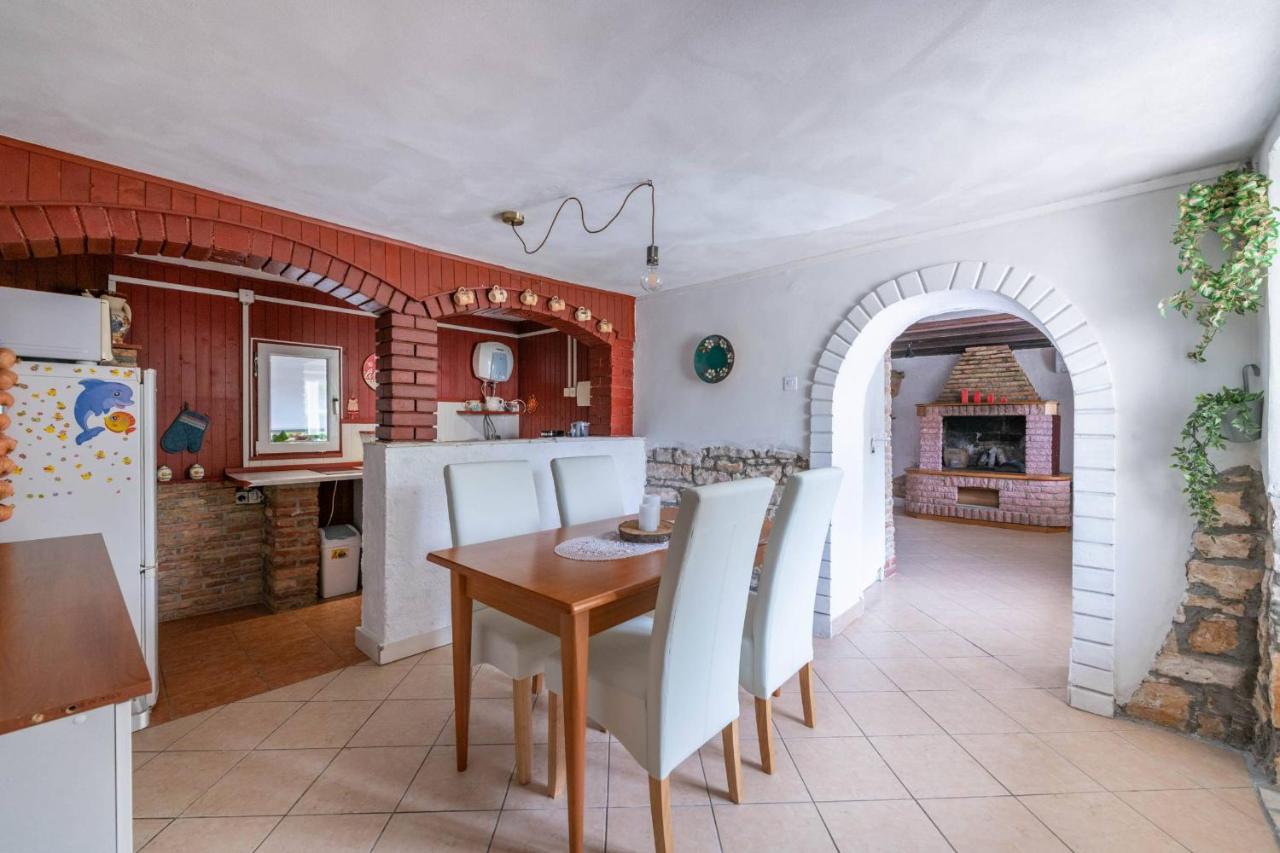 Holiday House Ruba Marčana Kültér fotó