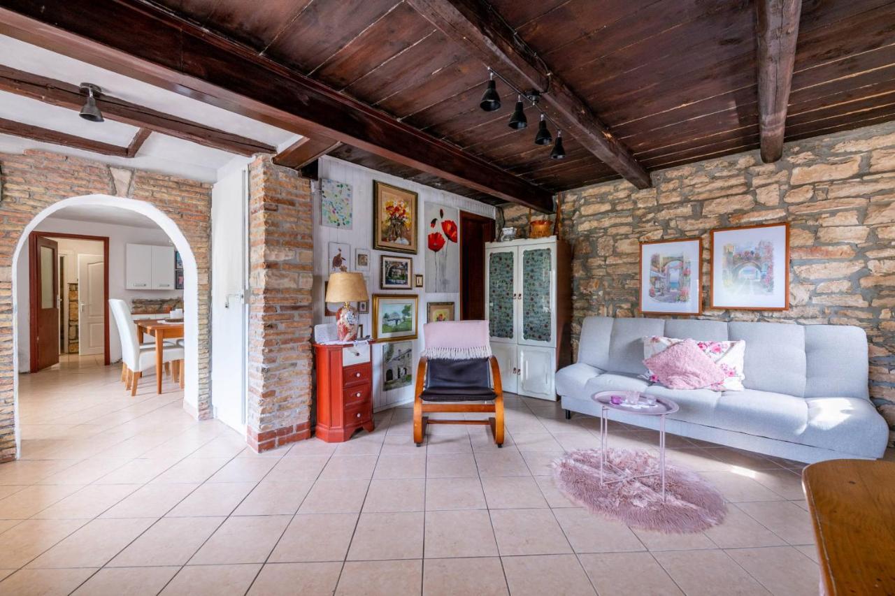 Holiday House Ruba Marčana Kültér fotó